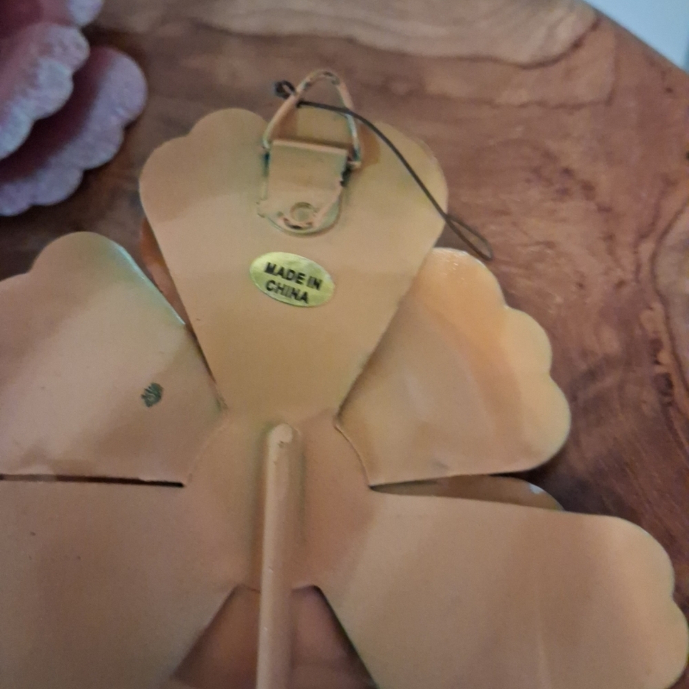 Set of Three Decorative Metal Flowers - Picture 6 of 7